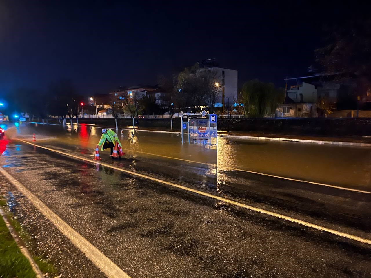 Aydın İzmir Karayolu’nu Kullanacaklar Dikkat (5)