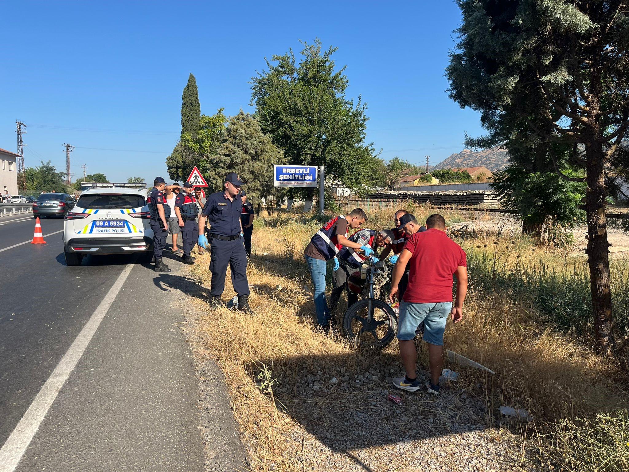 Aydın’da İzmir Karayolu’nda Bir Kişi Hayatını Kaybetti (4)