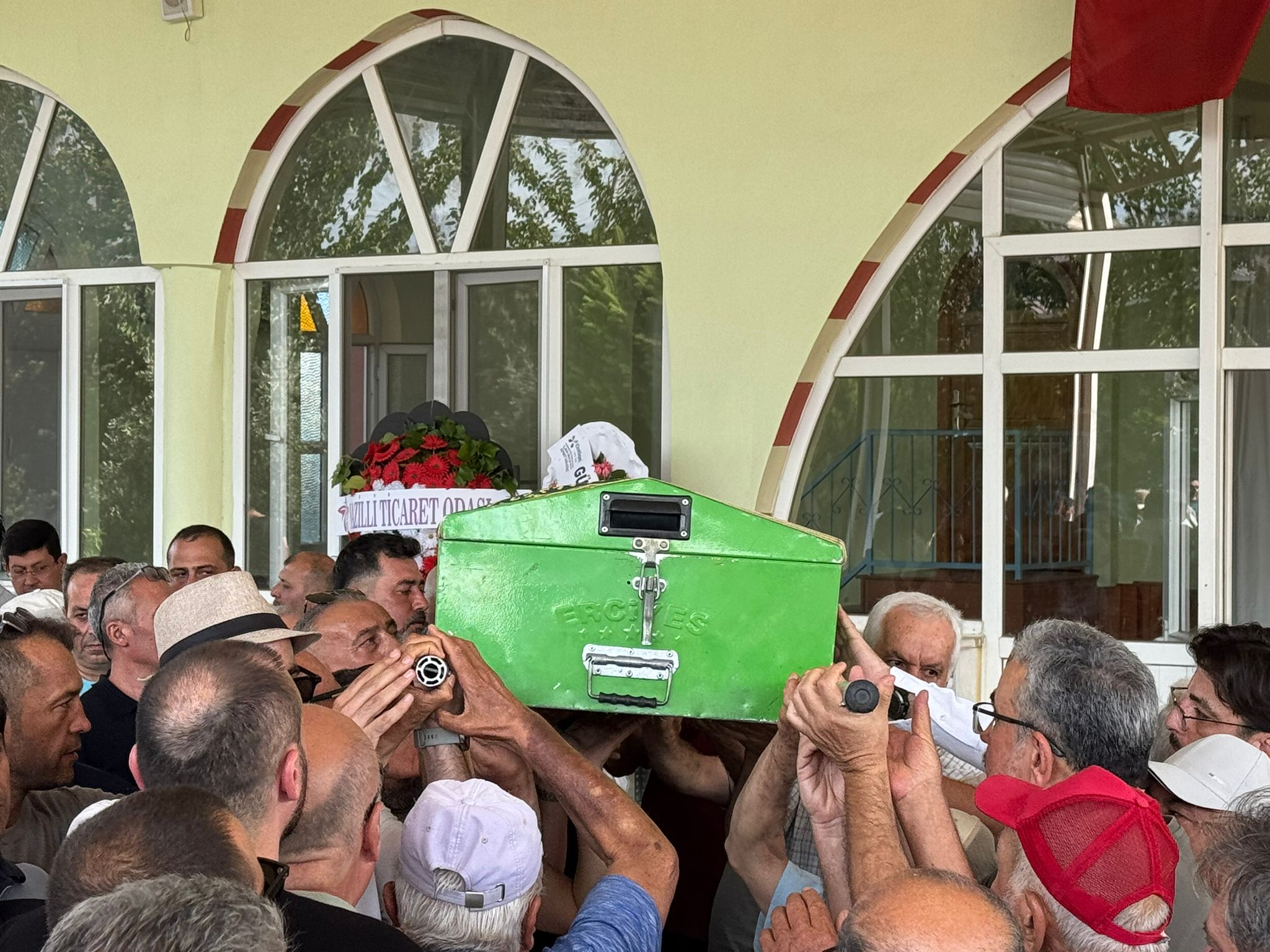 Whatsapp Image 2025 07 15 At 18.12.45