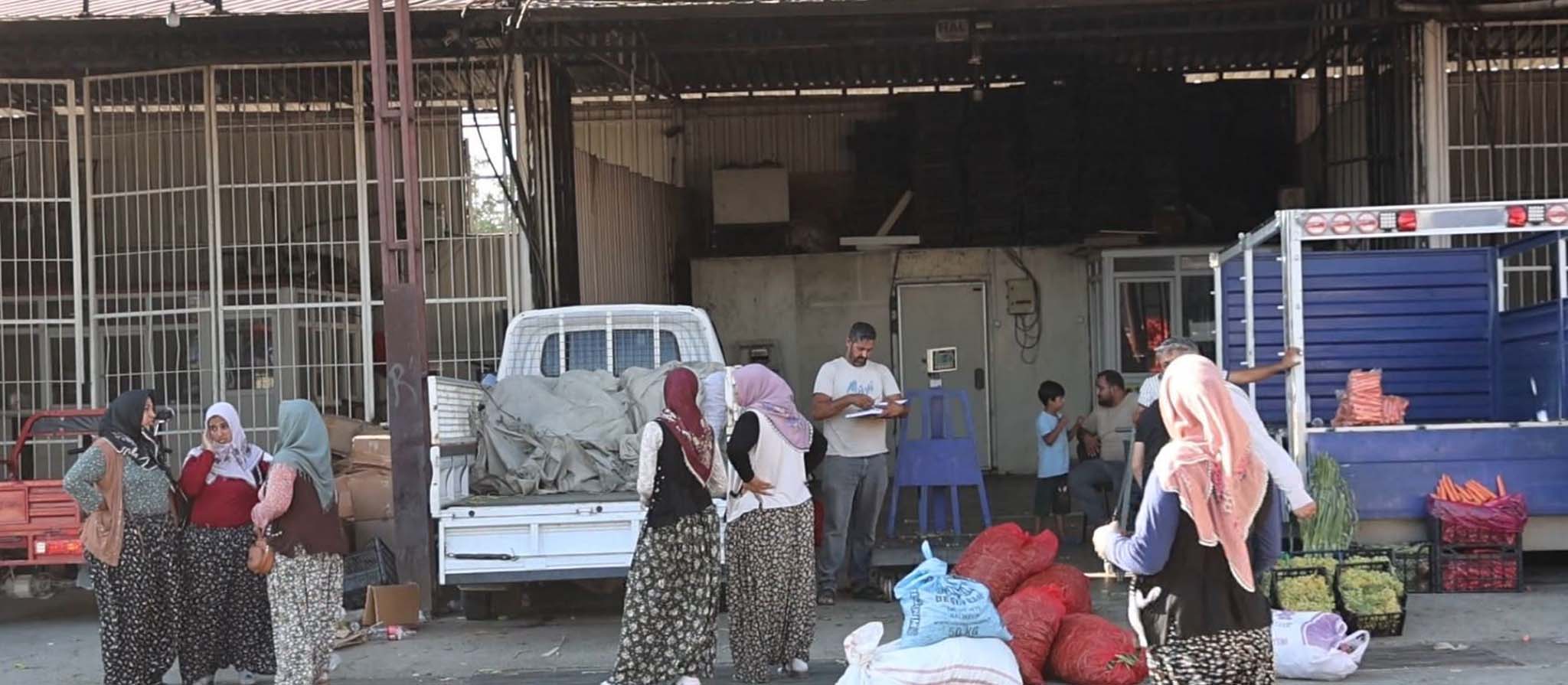 Aydın’ın Bu Mahallesinde Her Yaştan Insan Çalışıyor (5)