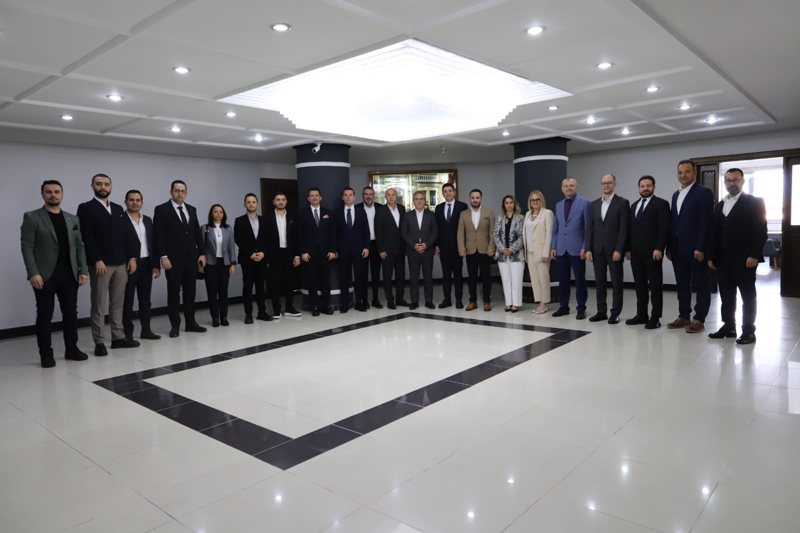 Whatsapp Image 2025 11 12 At 15.55.21