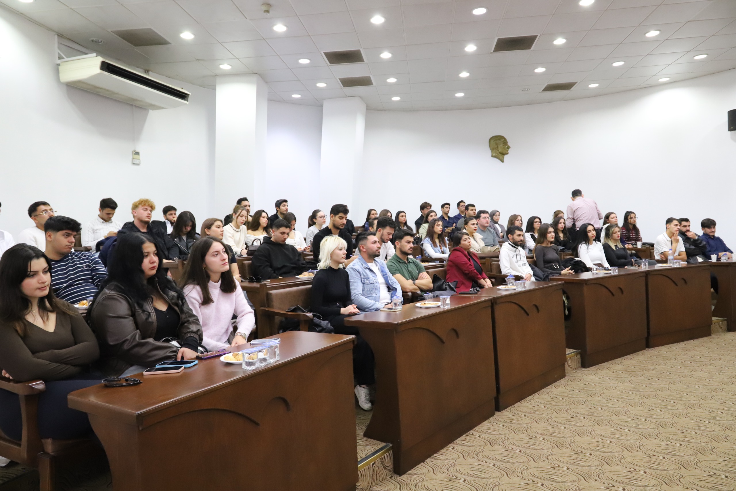 Whatsapp Image 2025 11 19 At 19.14.58 (1)