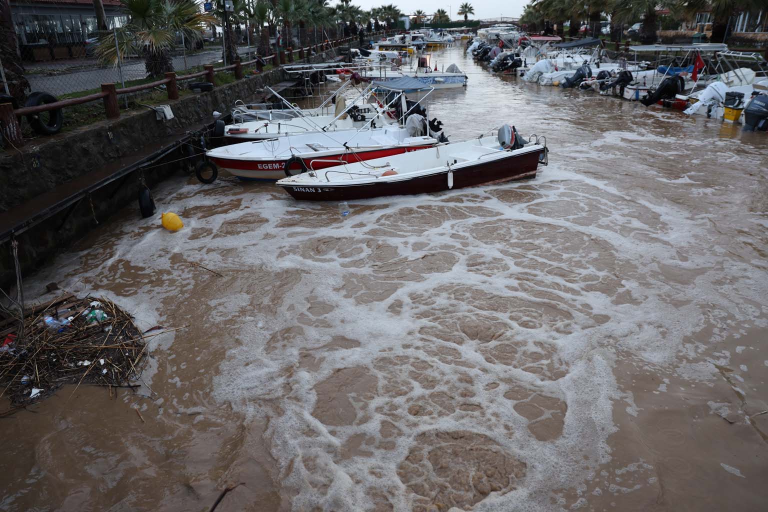 Aydın’da Tekneler Battı (5)