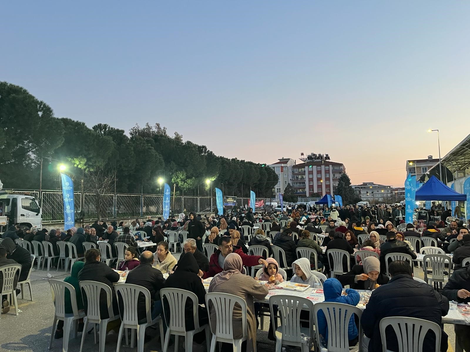 Aydın Büyükşehir Belediyesi Ramazan'ın Bereketini Kentin Dört Bir Yanına Taşıyor (7)