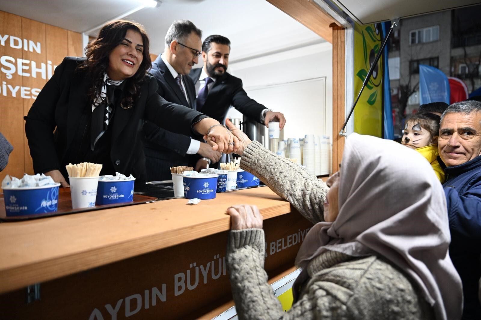 Başkan Çerçioğlu, İncirliova'da Vatandaşlarla Iftar Sofrasında Buluştu (6)