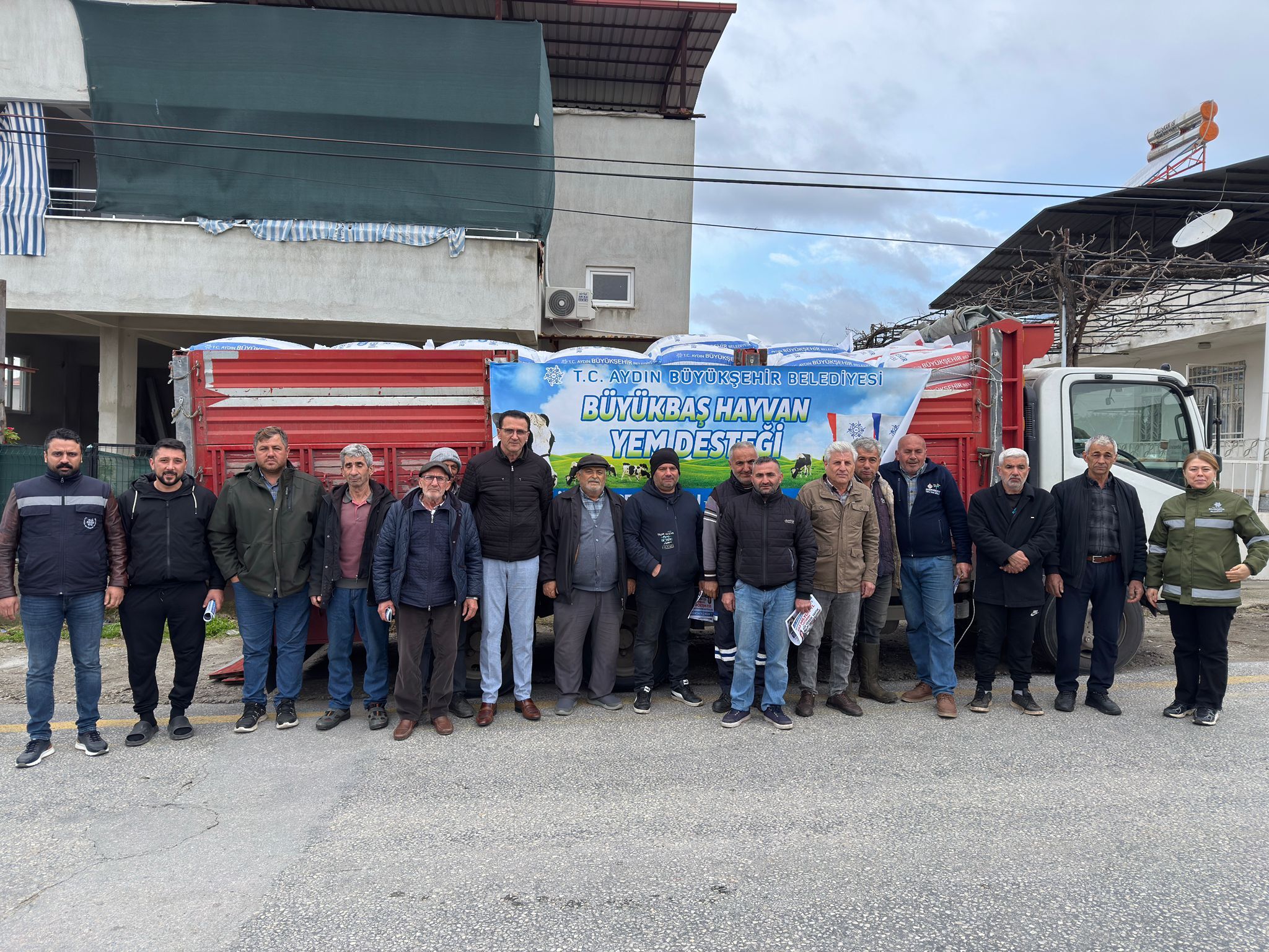 Başkan Çerçioğlu’nun Küçük Üreticilere Yem Destekleri Devam Ediyor (2)