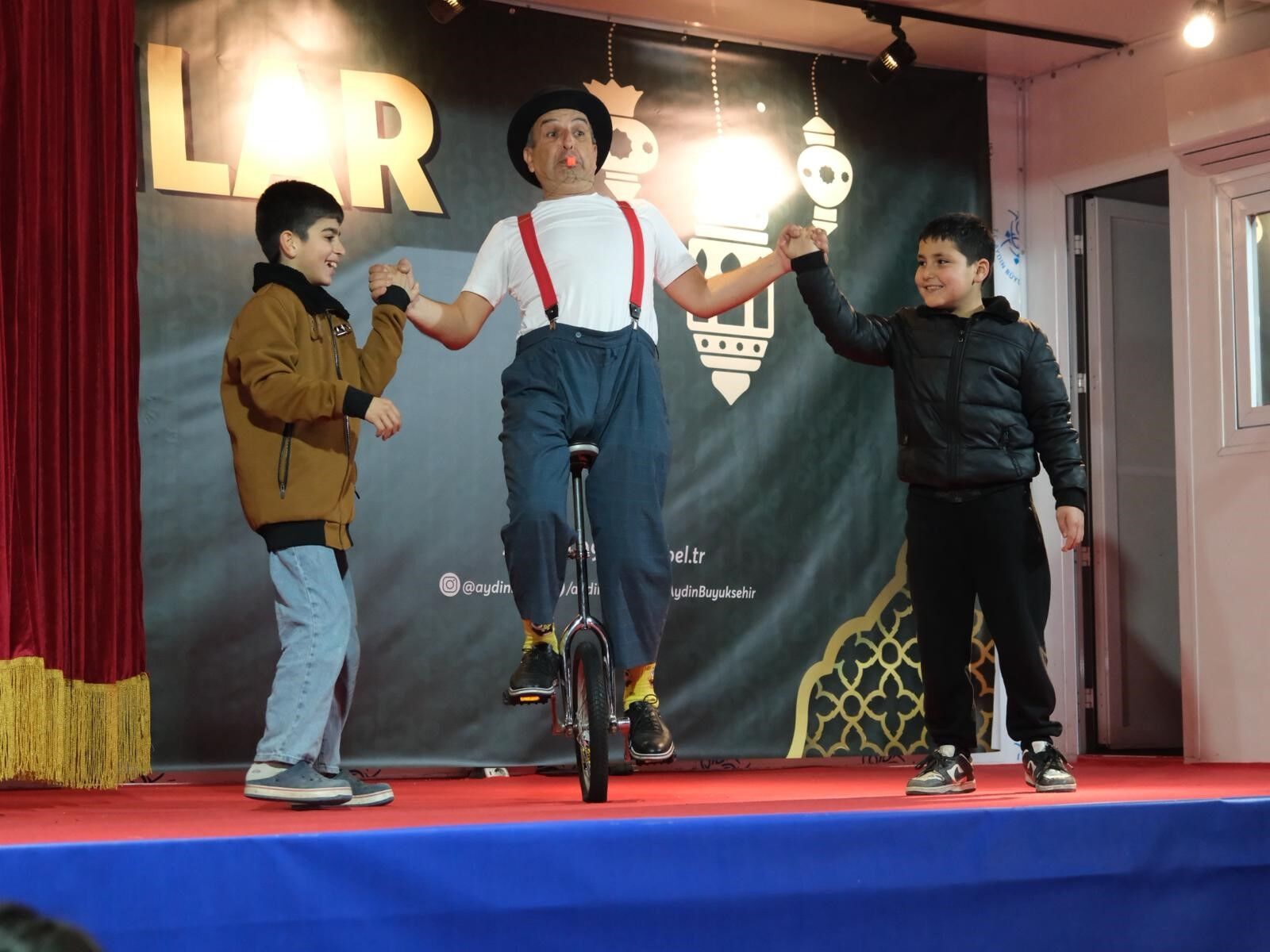 Buharkent’te Vatandaşlar Büyükşehir Belediyesi’nin Ramazan Etkinlikleri Ile Buluştu (8)