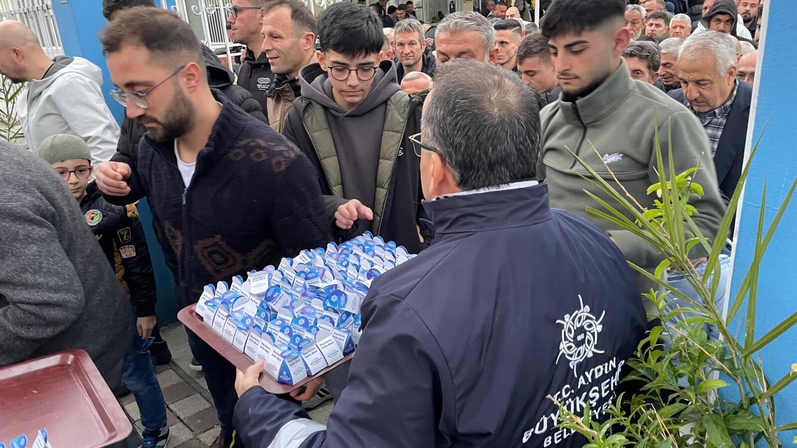 Aydın Büyükşehir Belediyesi’nden Lokumlu Bayramlaşma (2)