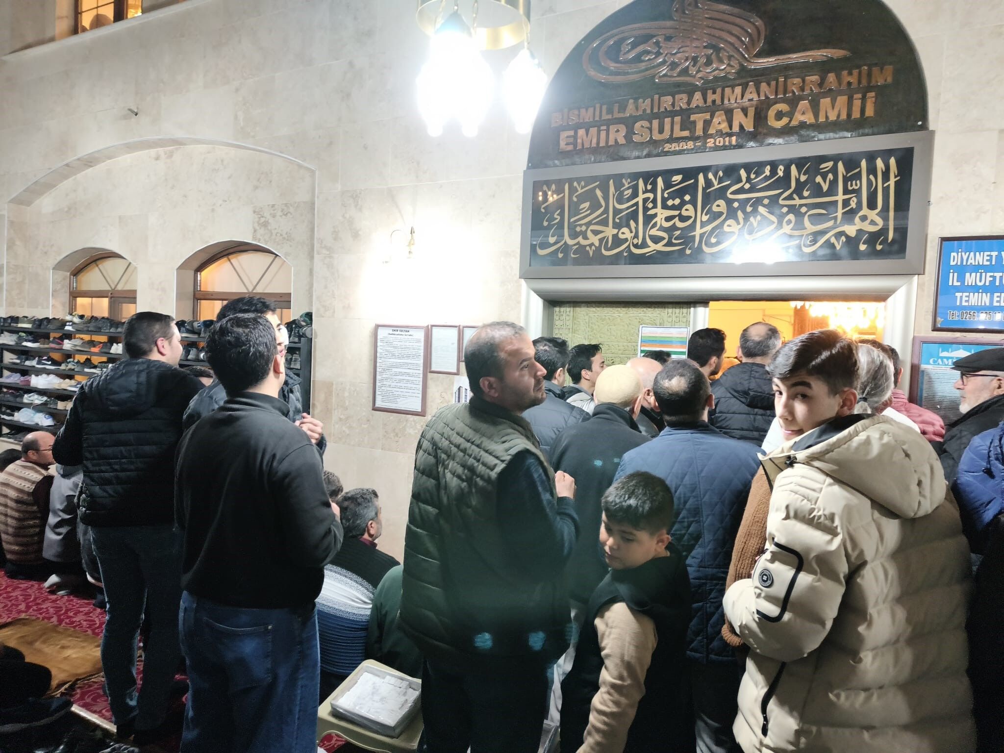 Aydın'da Kadir Gecesi'nde Camiler Doldu Taştı (4)