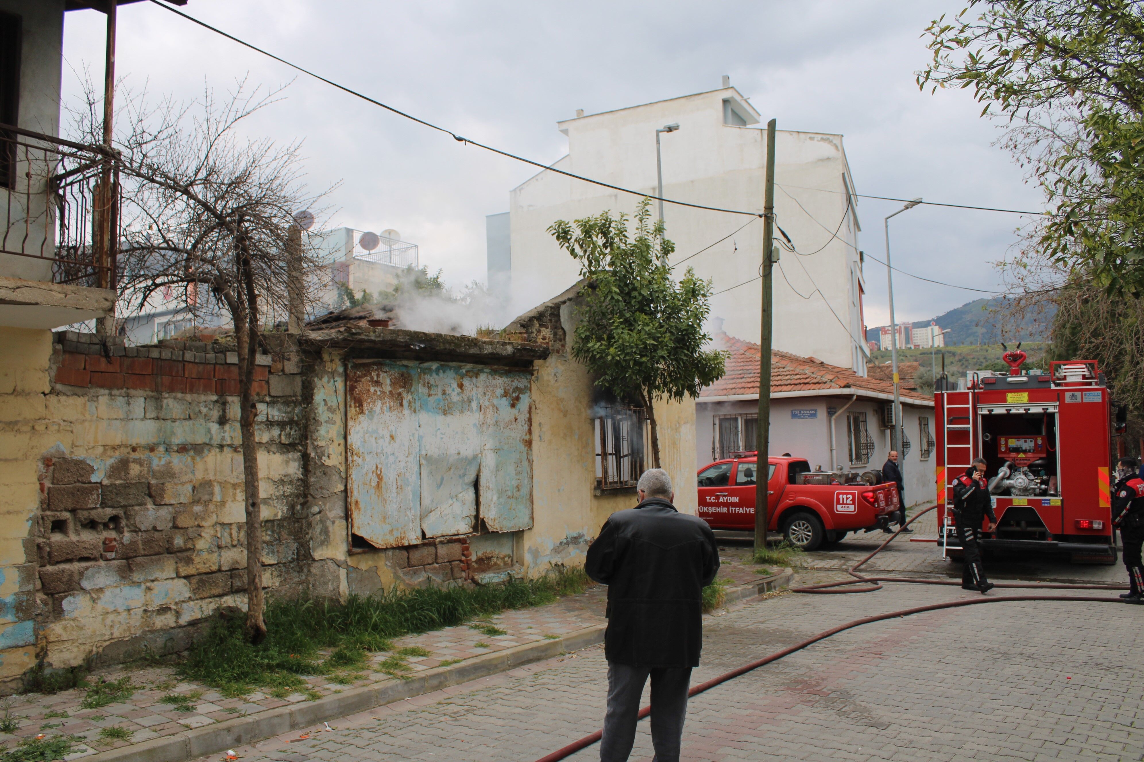 Aydın’da Mahalleli Sokağa Döküldü (3)-1