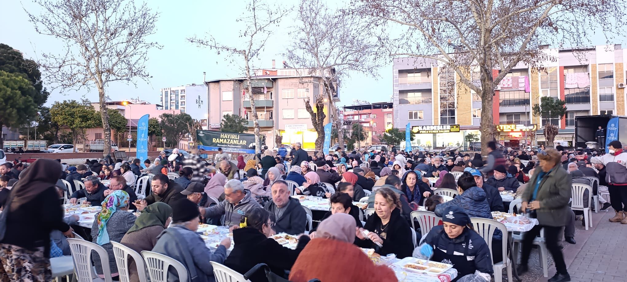 Başkan Çerçioğlu Aydın’ın Dört Bir Yanında Vatandaşları Iftar Sofraları Ile Buluşturmayı Sürdürüyor (10)