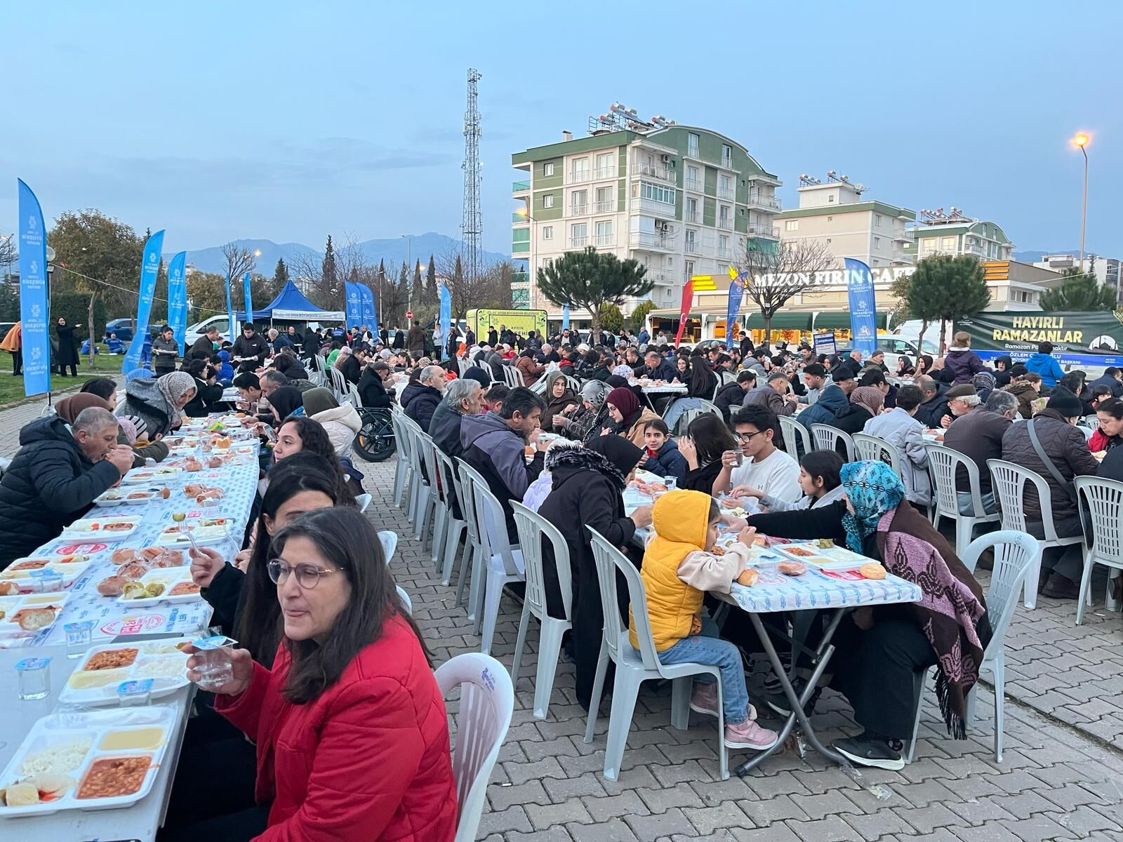 Başkan Çerçioğlu Ramazan Ayının Bereketini Aydın’ın Dört Bir Yanına Taşımayı Sürdürüyor (13)