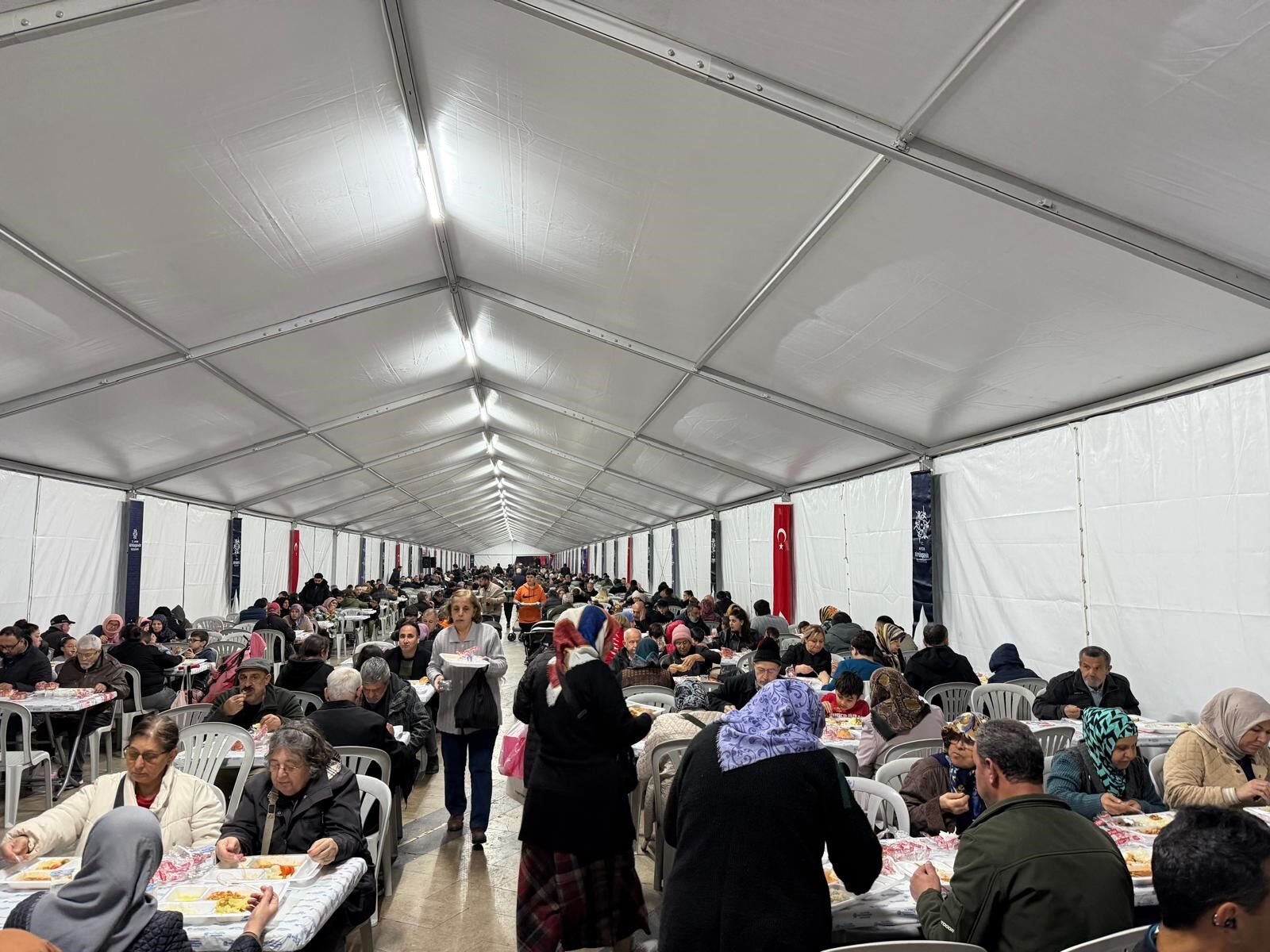 Başkan Çerçioğlu Ramazan Ayının Bereketini Aydın'ın Dört Bir Yanına Taşımayı Sürdürüyor (2)