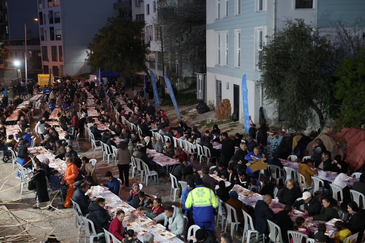 Başkan Çerçioğlu Ramazan Ayının Bereketini Aydın’ın Dört Bir Yanına Taşımayı Sürdürüyor (4)-1