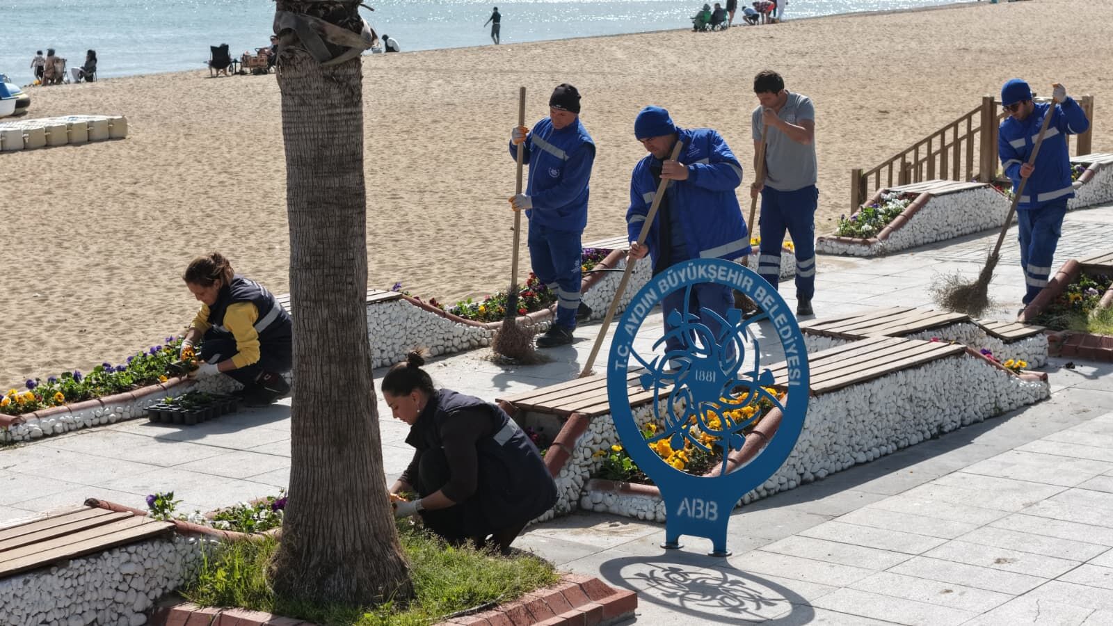 Başkan Çerçioğlu Talimat Verdi, Didim Pırıl Pırıl Oldu (2)