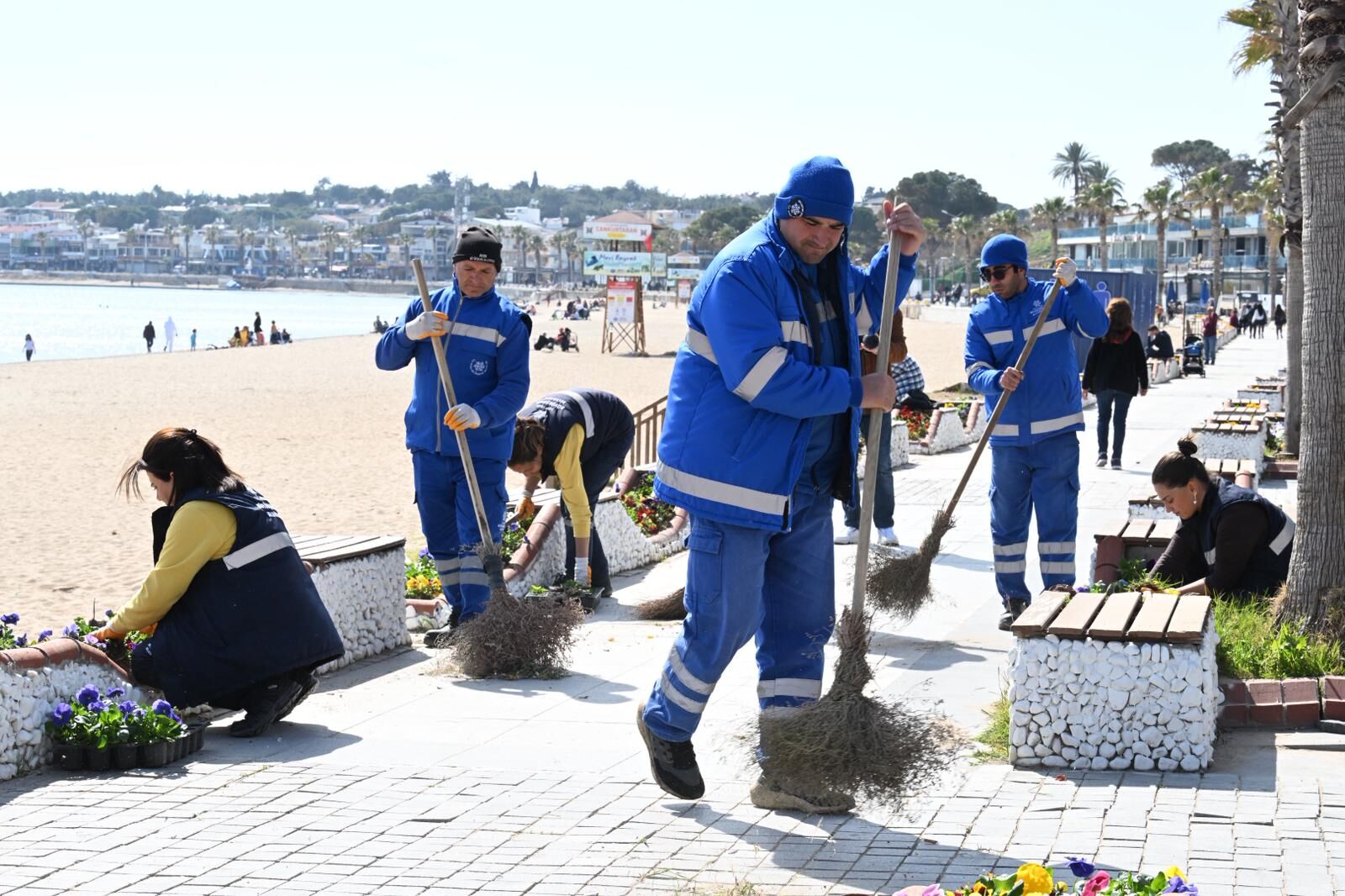 Başkan Çerçioğlu Talimat Verdi, Didim Pırıl Pırıl Oldu (8)