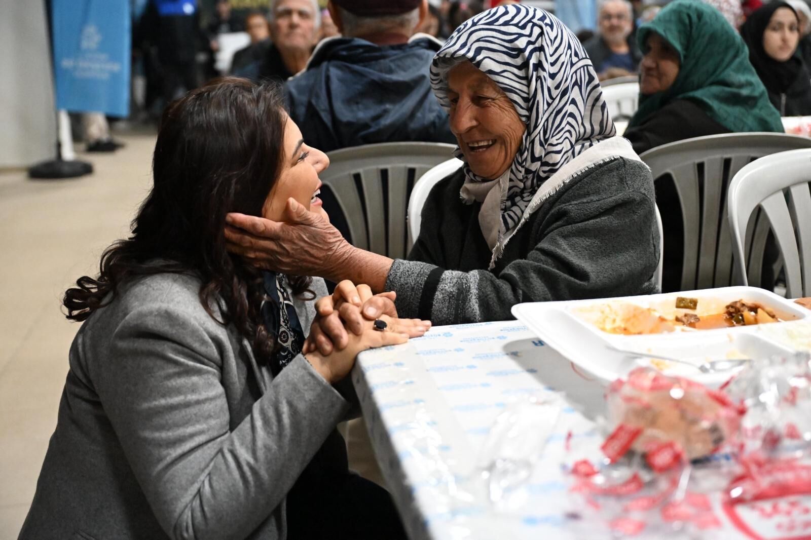 Başkan Çerçioğlu’na Sevgi Seli (6)