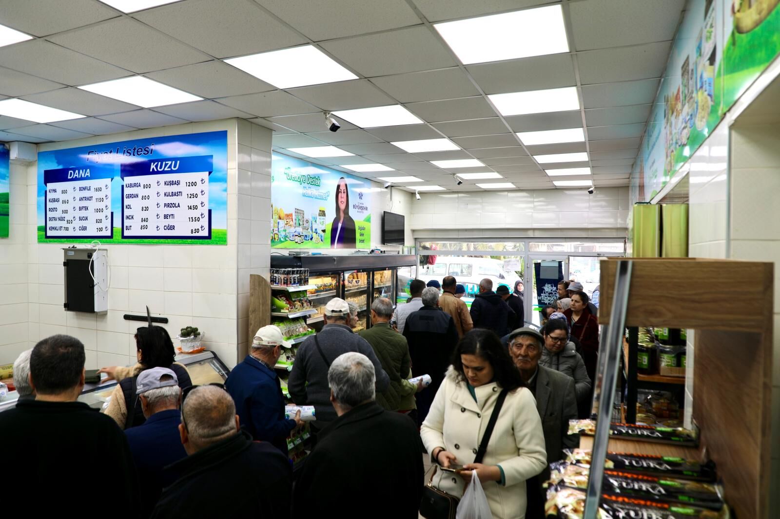 Başkan Çerçioğlu’ndan Ramazan Bayramı Öncesi Halk Ege Et Şubelerinde Indirim (3)