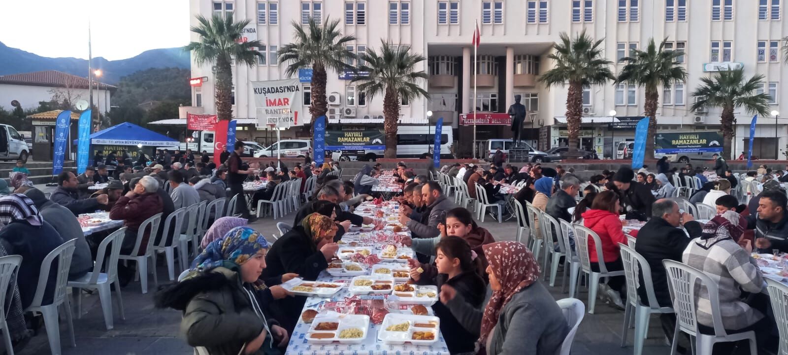 Binlerce Aydınlı Büyükşehir Iftar Sofrasında Buluştu (1)