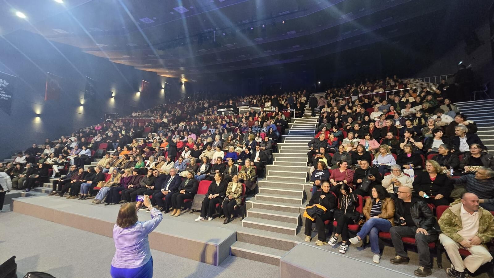 Çerçioğlu, 8 Mart Dünya Kadınlar Günü'nde Düzenlediği Etkinlikle Vatandaşları Bir Araya Getirdi (4)