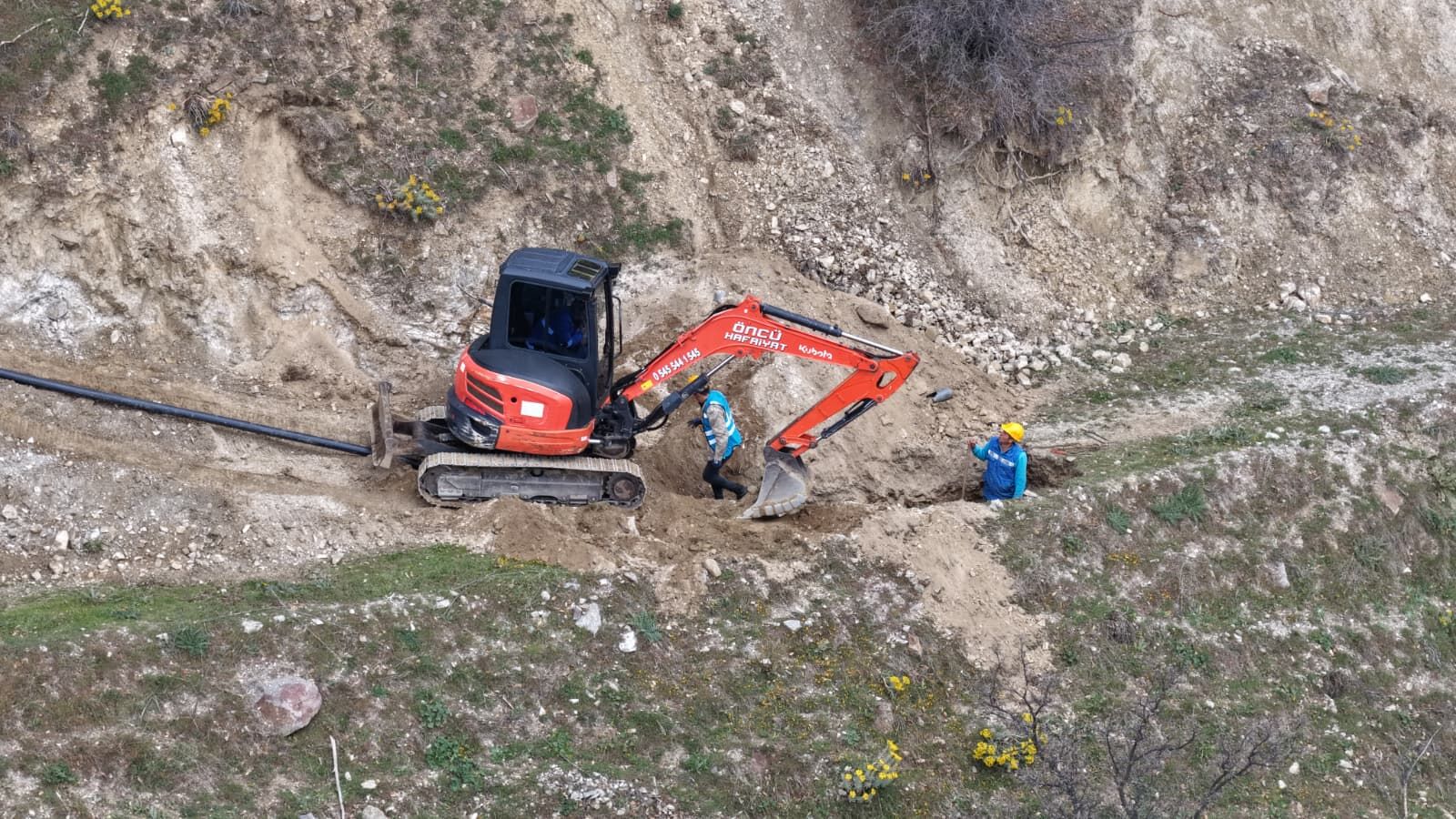 İyi Ki Çerçioğlu Var.. Büyükşehir Ekipleri Dağ Tepe Demeden Çalışmalara Devam Ediyor (10)