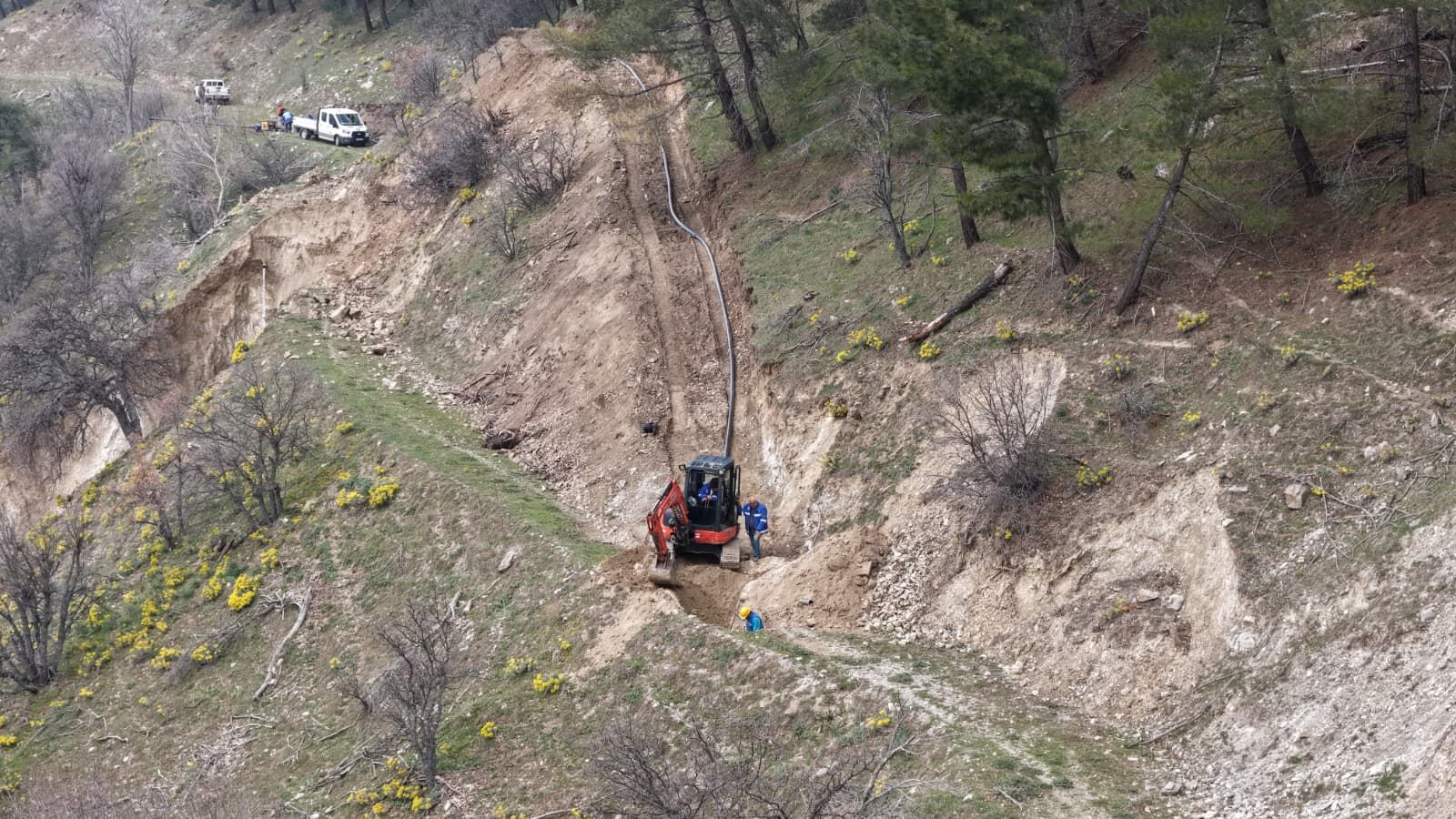 İyi Ki Çerçioğlu Var.. Büyükşehir Ekipleri Dağ Tepe Demeden Çalışmalara Devam Ediyor (13)