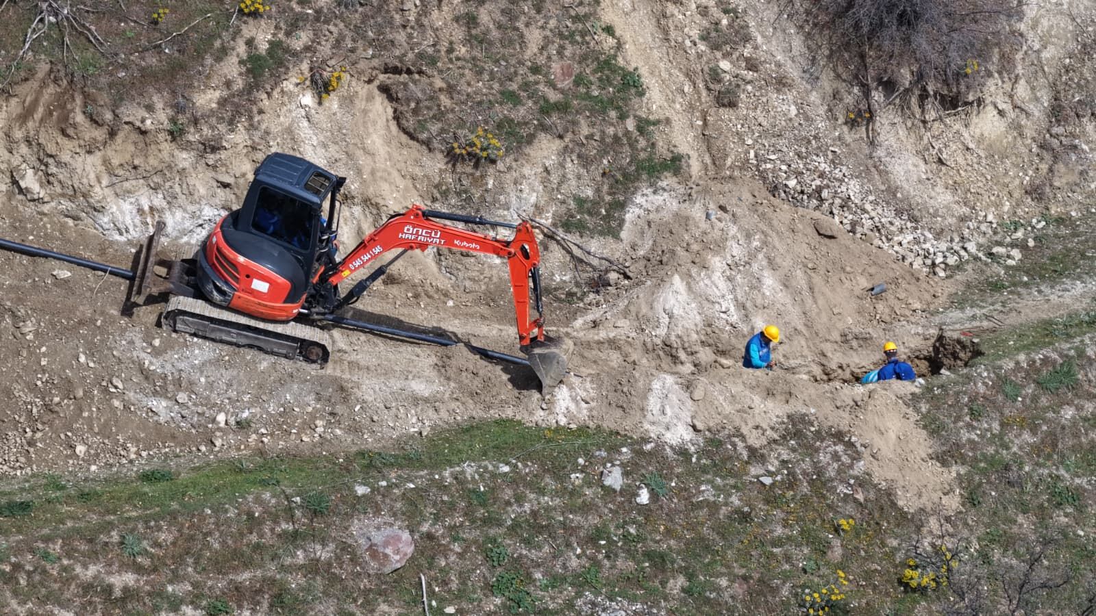 İyi Ki Çerçioğlu Var.. Büyükşehir Ekipleri Dağ Tepe Demeden Çalışmalara Devam Ediyor (4)