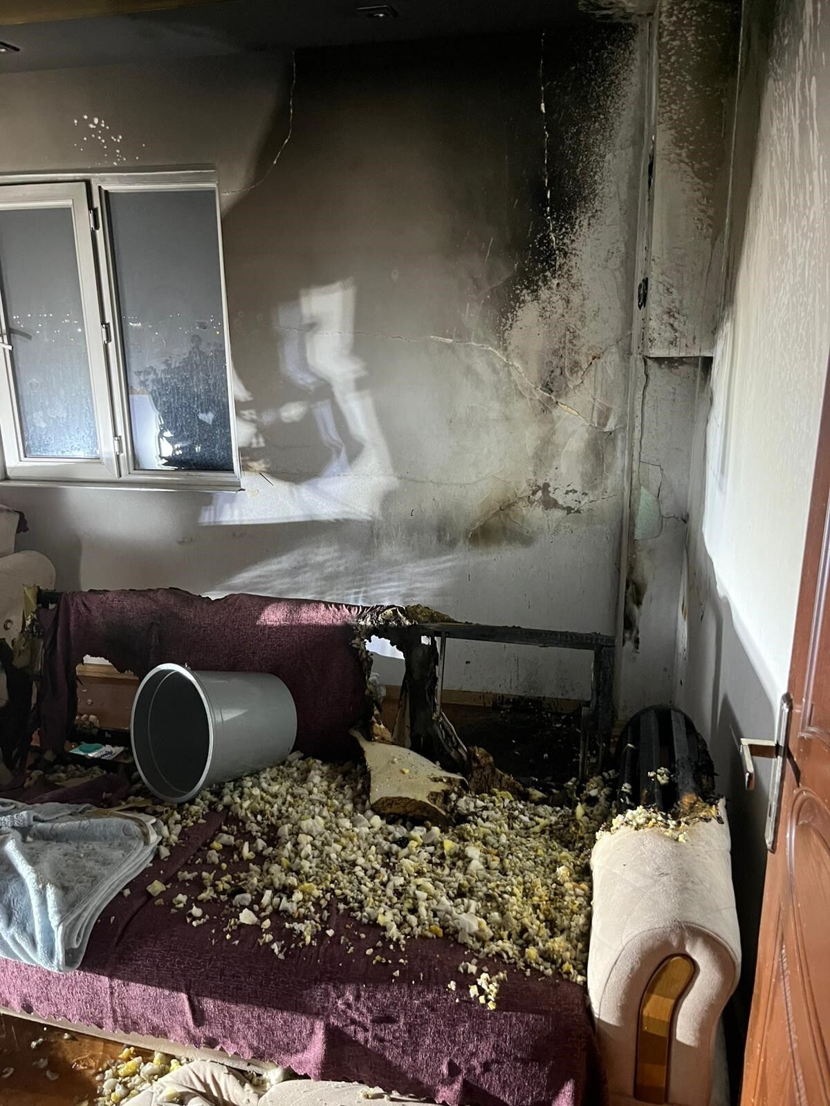 Aydın’da Mahalleli Sokağa Döküldü, Çok Sayıda Ekip Sevk Edildi (3)