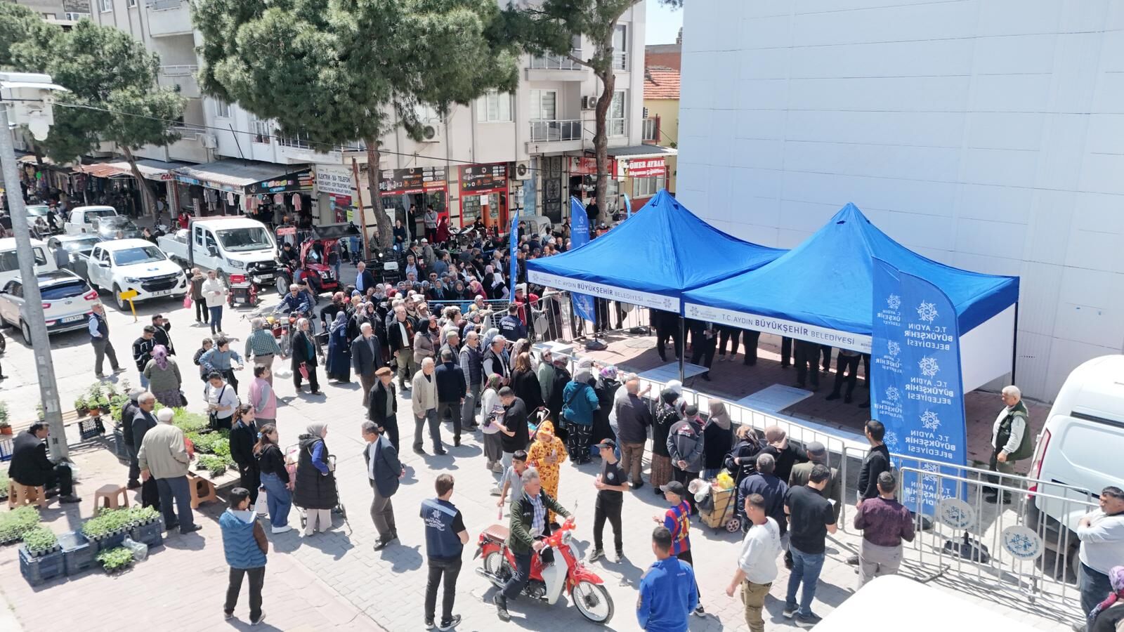 Başkan Çerçioğlu Binlerce Fideyi Sultanhisar Ve Buharkent’te Vatandaşlarla Buluşturdu (4)