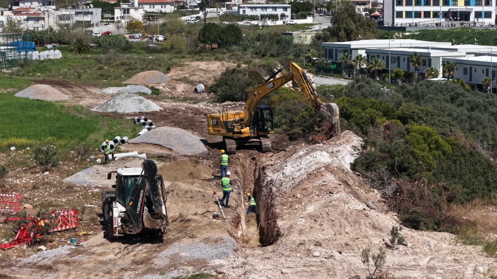 Başkan Çerçioğlu Çalışıyor, Aydın’da Hizmet Çağı Devam Ediyor.. Di̇di̇m’de Altyapi Yatirimi (1)