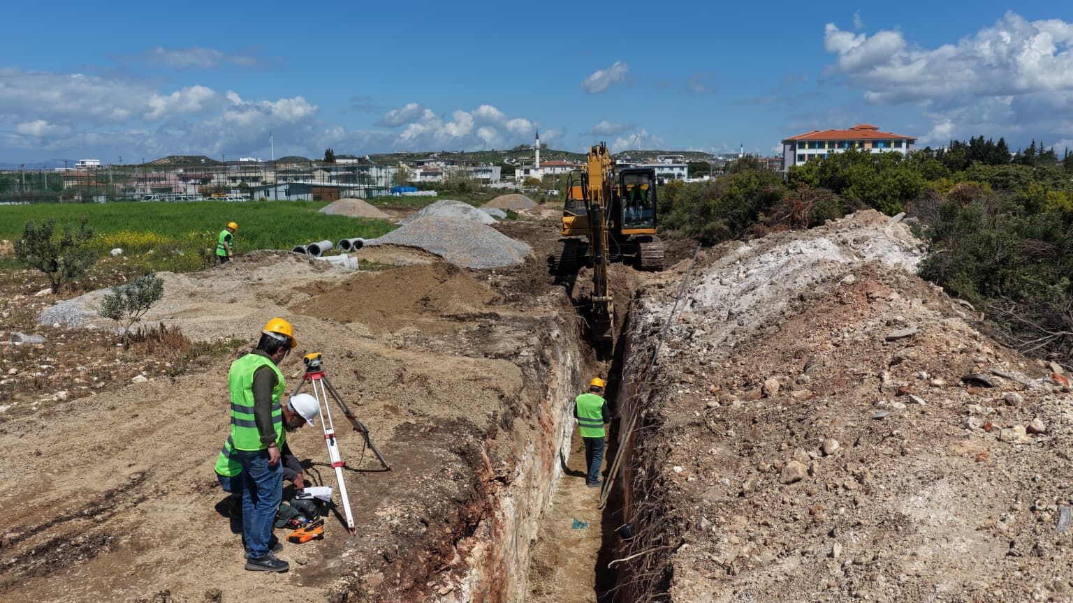 Başkan Çerçioğlu Çalışıyor, Aydın’da Hizmet Çağı Devam Ediyor.. Di̇di̇m’de Altyapi Yatirimi (2)