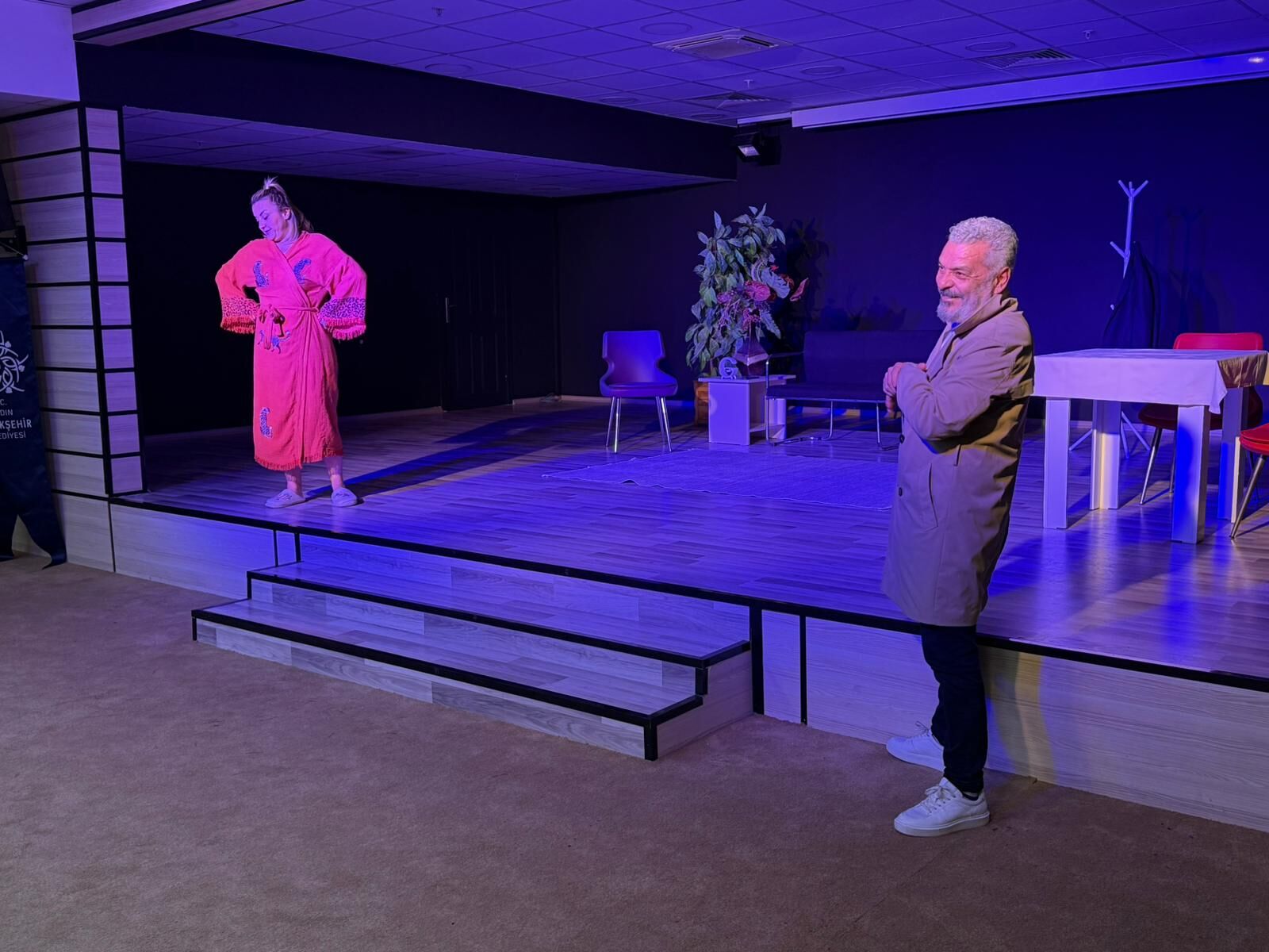 Başkan Çerçioğlu Didim Ve Nazilli’de Vatandaşları Tiyatroyla Buluşturdu (9)