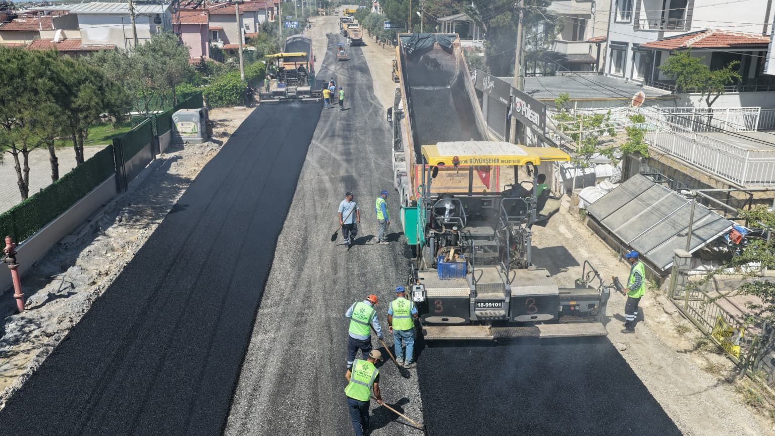 Başkan Çerçioğlu Talimat Verdi, Akbük Yolu Yenileniyor (1)