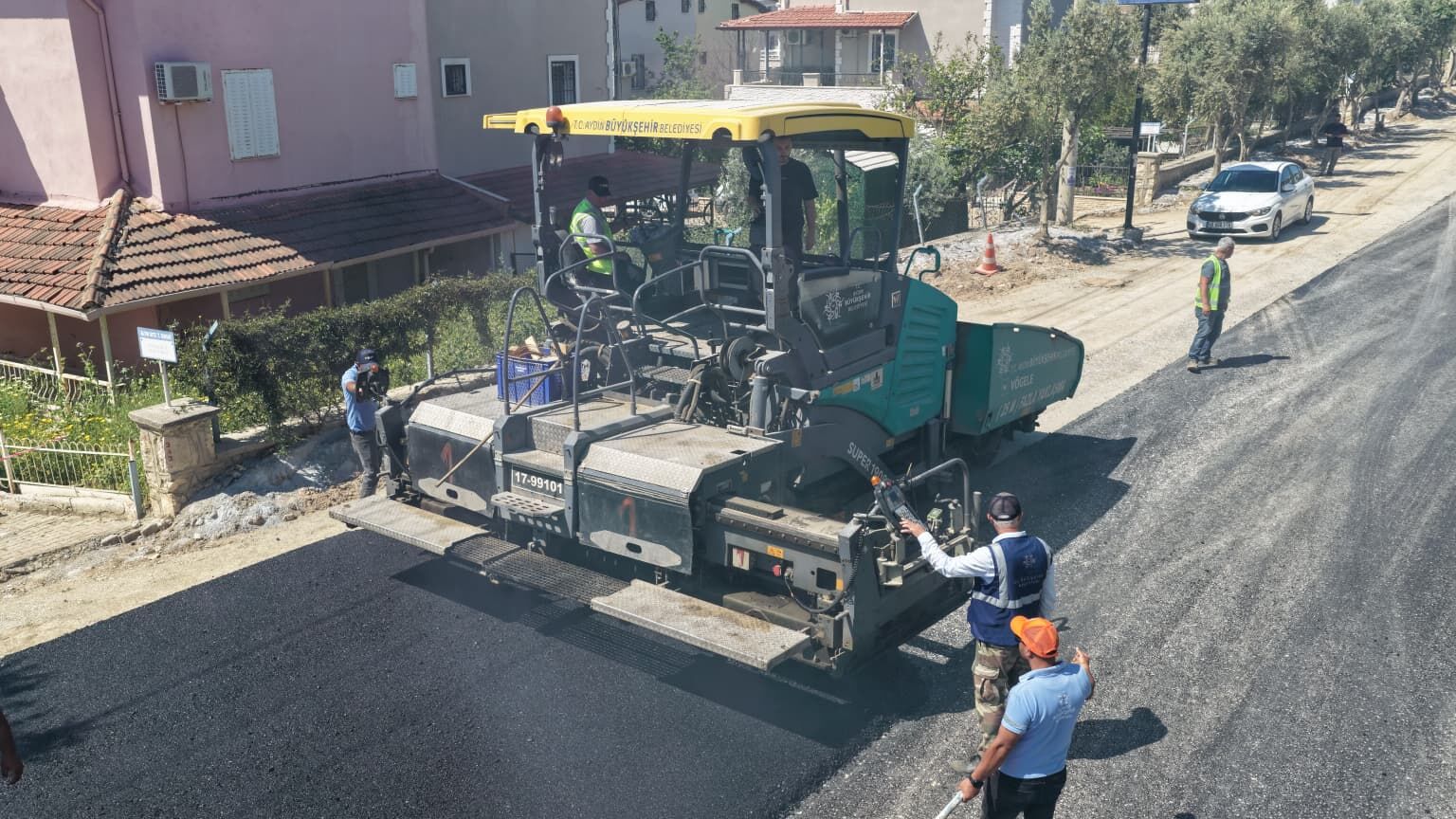 Başkan Çerçioğlu Talimat Verdi, Akbük Yolu Yenileniyor (6)