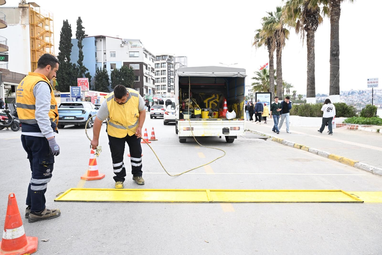 Başkan Çerçioğlu’nun Öncülüğünde Kuşadası’nın Dört Bir Yanında Çalışmalar Devam Ediyor (14)