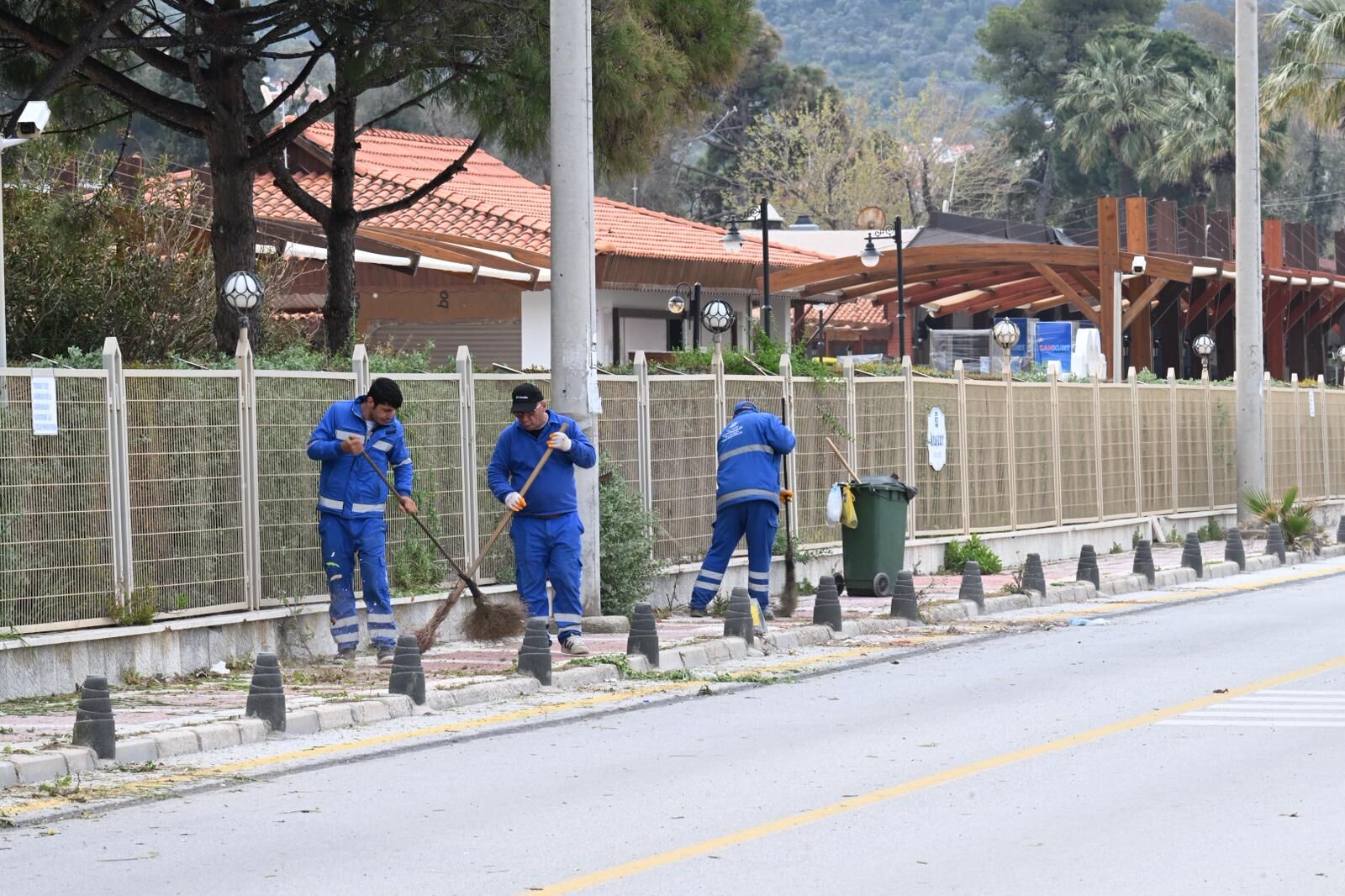 Başkan Çerçioğlu’nun Öncülüğünde Kuşadası’nın Dört Bir Yanında Çalışmalar Devam Ediyor (16)