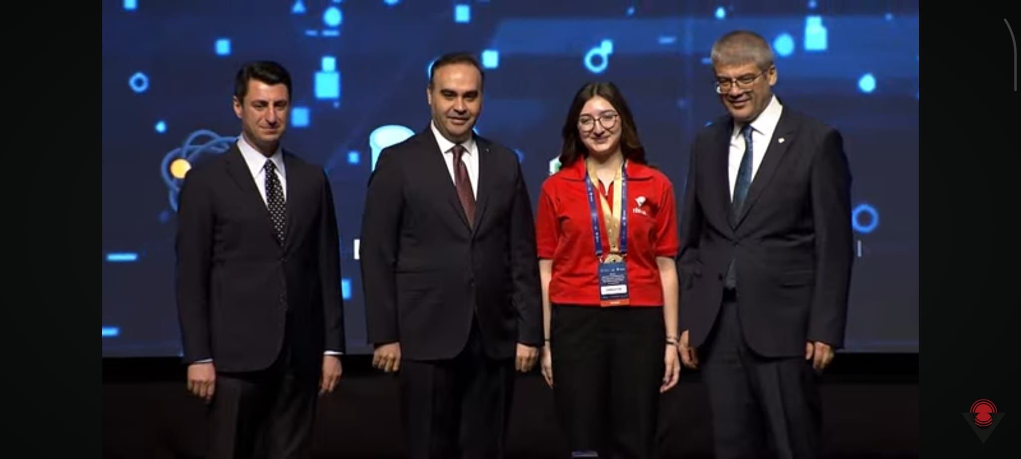 Ceren, Nazilli’yi Gururlandırdı.. Tübi̇tak Yarışmasında Türkiye Birinciliği Nazilli’ye Geldi (2)