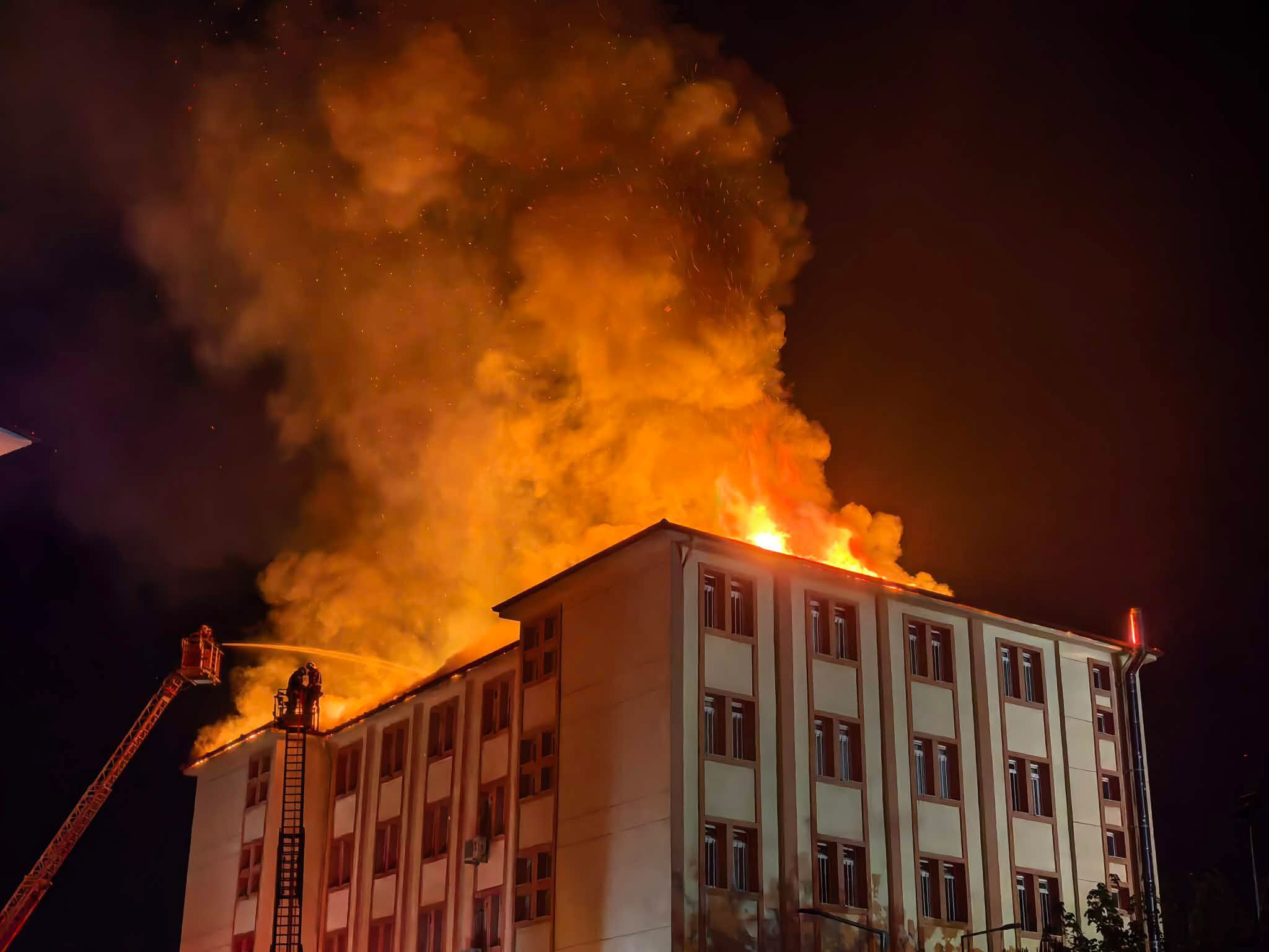 Whatsapp Image 2026 04 18 At 22.39.42