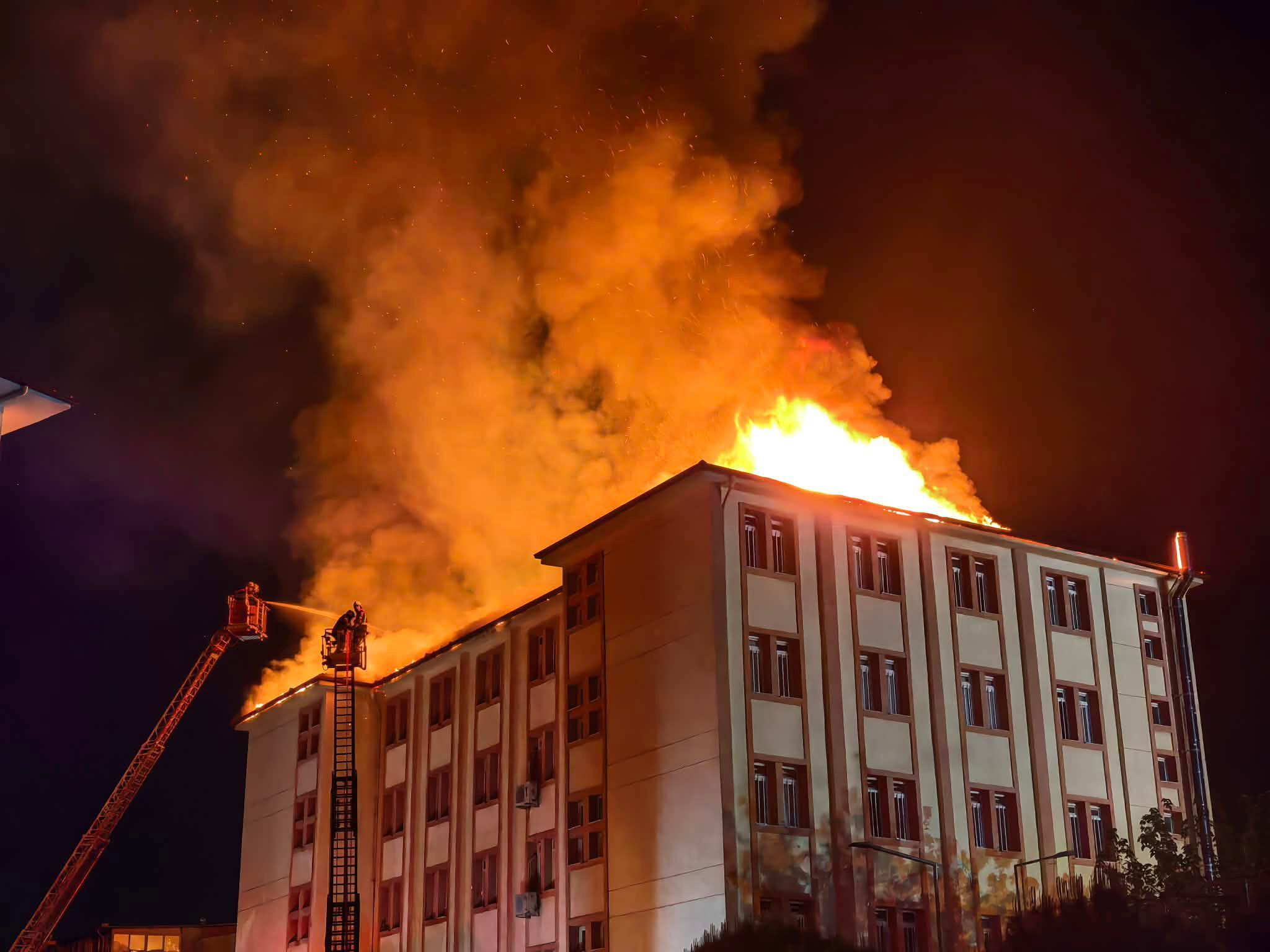 Whatsapp Image 2026 04 18 At 22.39.43 (2)