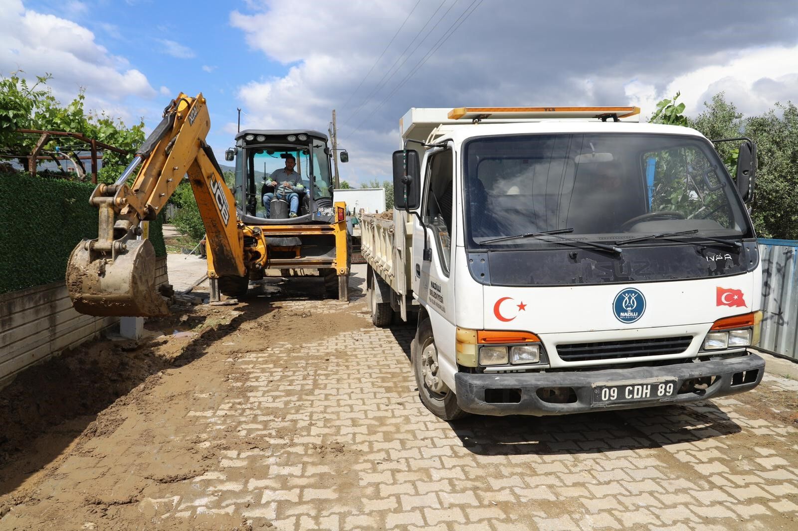 A W697255 02
