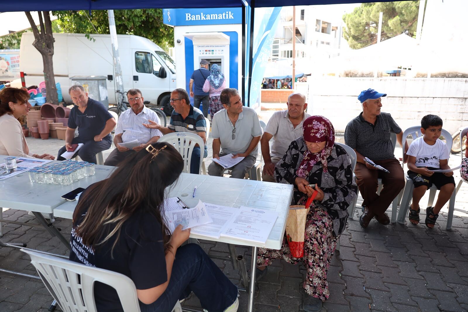 Başkan Çerçioğlu Ağız Ve Diş Sağlığı Hizmetlerini Umurlu Mahallesi’nde Vatandaşlarla Buluşturdu (5)