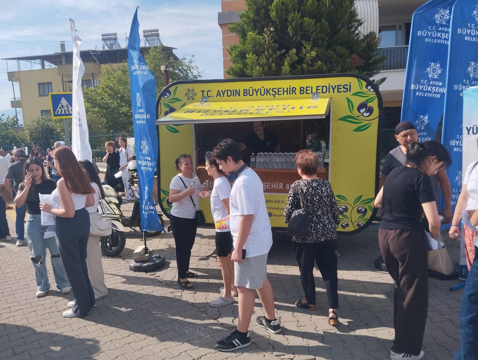 Başkan Çerçioğlu Üniversite Adaylarının Yanında (5)