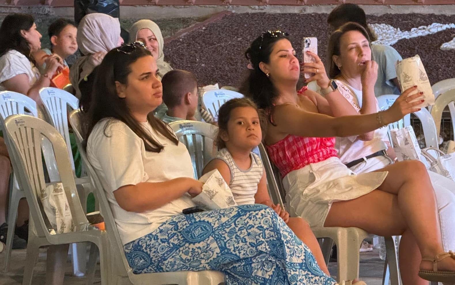 Başkan Çerçioğlu Yenipazarlıları Açık Hava Sineması Ile Buluşturdu (4)