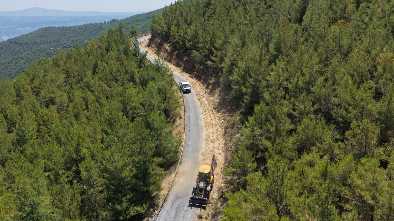 Aydın’ın Dört Bir Yanına Çerçioğlu Dokunuşu.. İlçelerin Altyapısına Yatırımlar Devam Ediyor (1)