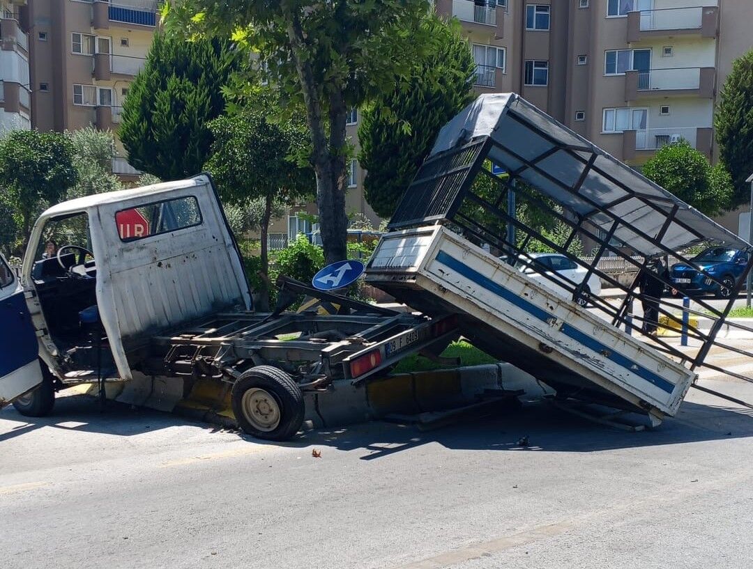 Efeler’de Trafik Kazası (3)