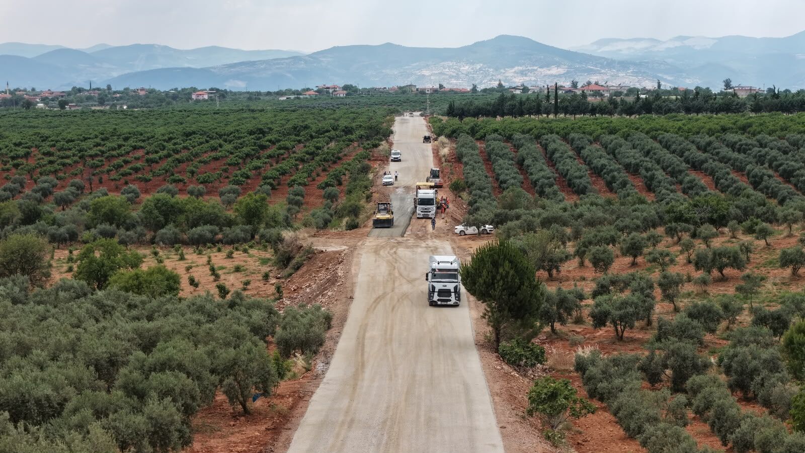 Yaparsa Çerçioğlu Yapar.. 20 Kilometrelik Yolda Çalışmalar Sürüyor (1)