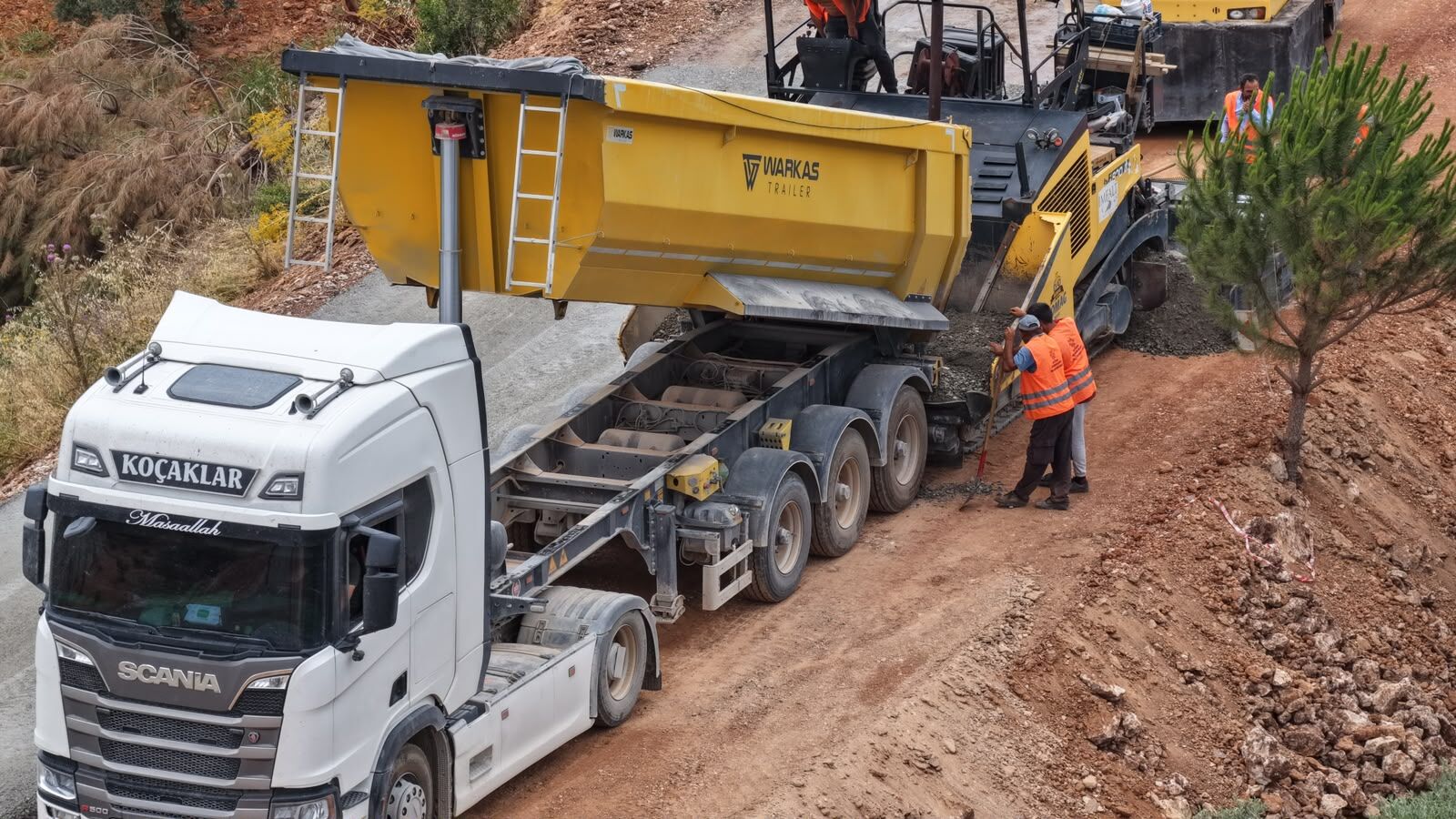 Yaparsa Çerçioğlu Yapar.. 20 Kilometrelik Yolda Çalışmalar Sürüyor (7)