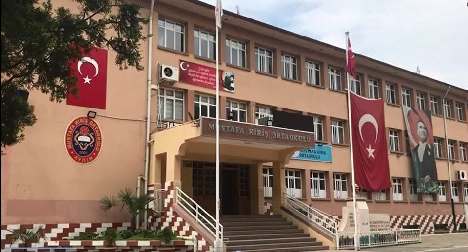 Aydın’da Iki Okul Binası Boşaltıldı (1)
