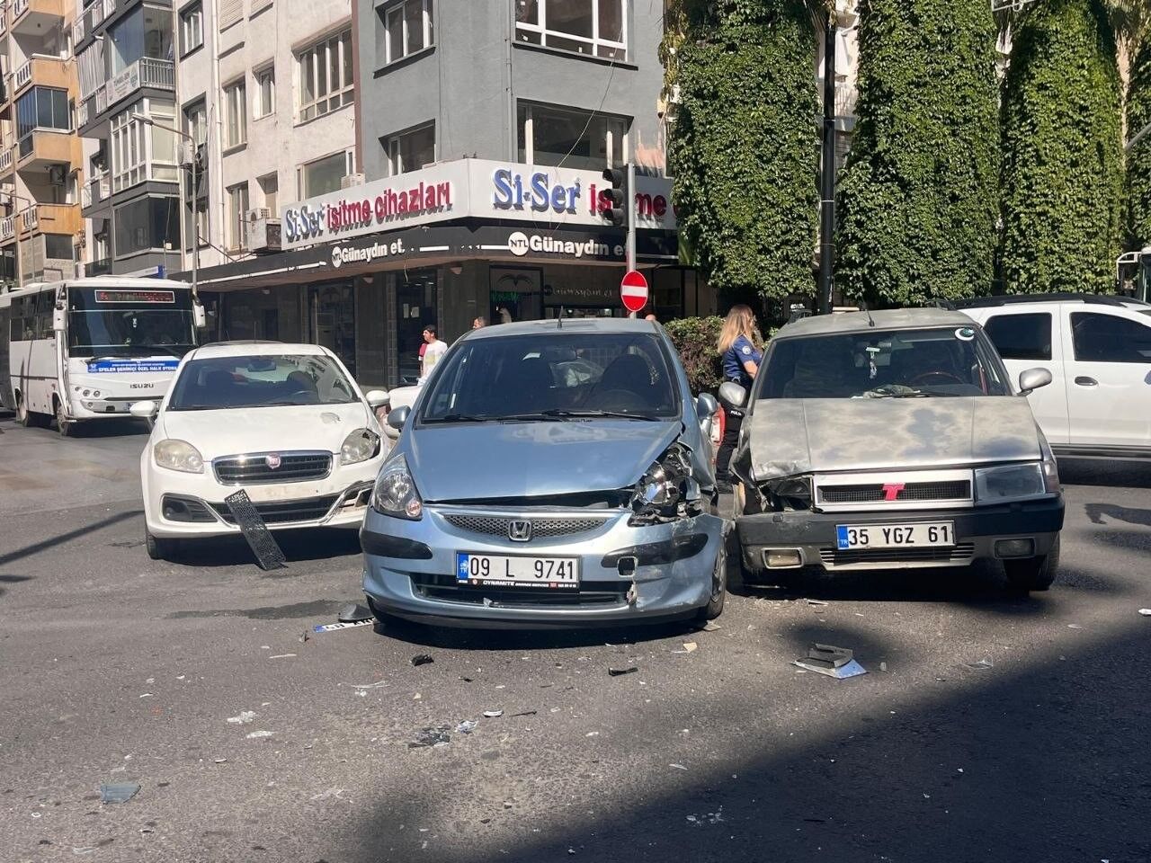 Aydın’da Zincirleme Trafik Kazası (1)-1