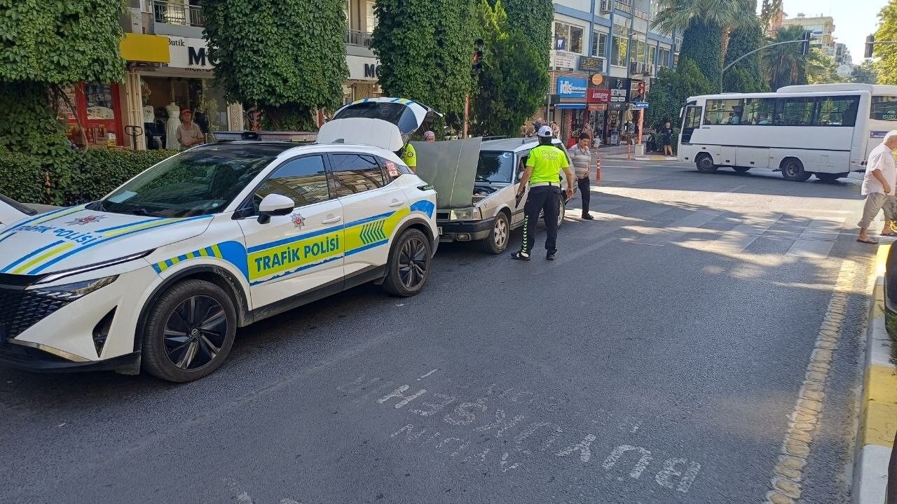 Aydın’da Zincirleme Trafik Kazası (2)-1